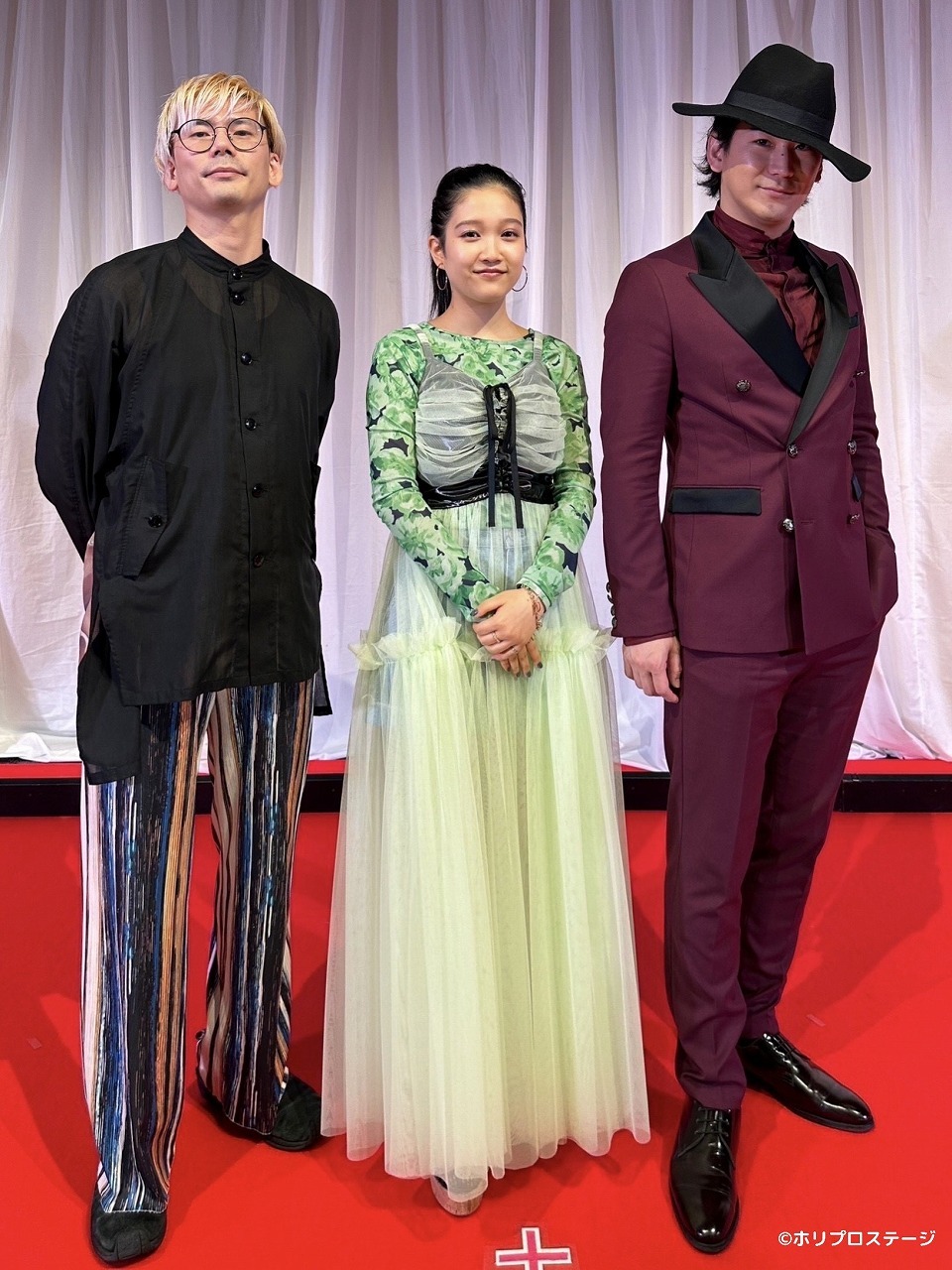 （左から）長谷川寧、山崎玲奈、小野田龍之介 ／スタッフ撮影