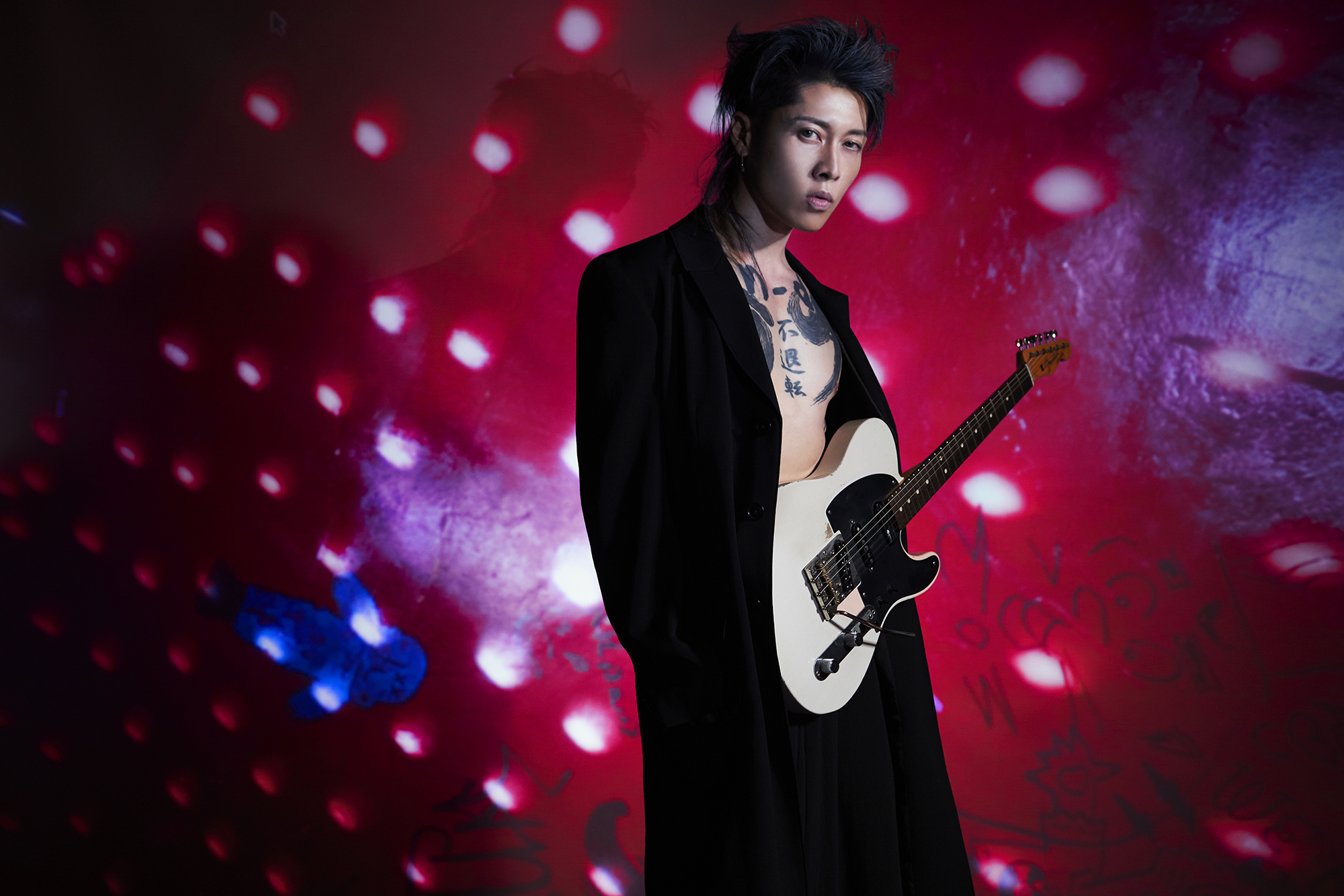 Miyavi Hide 時空を超えた共演 Pink Spider Remix Mv公開 彼が僕たちに残してくれたメッセージ 改めて感じて欲しい Spice エンタメ特化型情報メディア スパイス