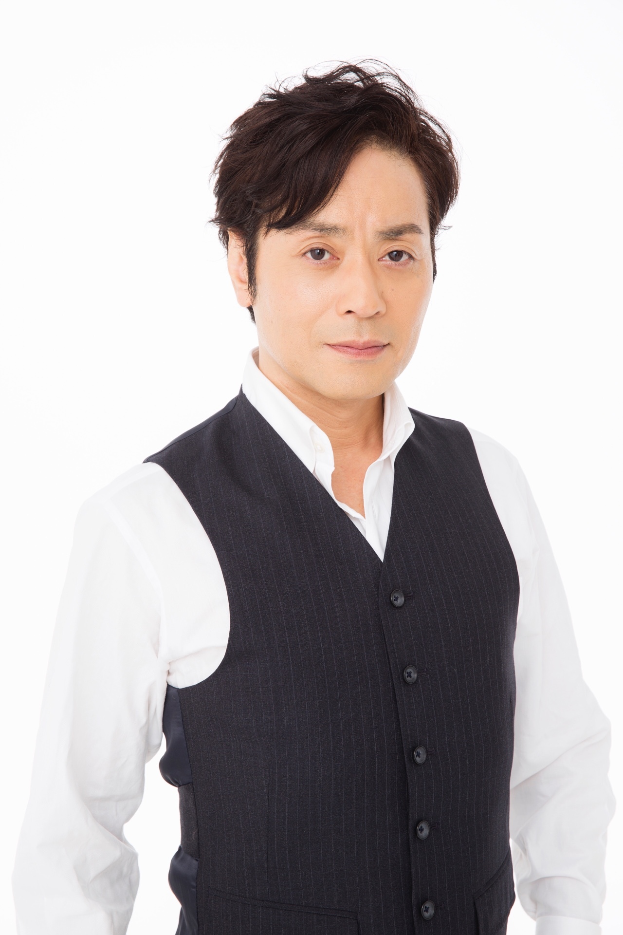 公安局刑事課三係 分析官・目白一歩役：山崎銀之丞
