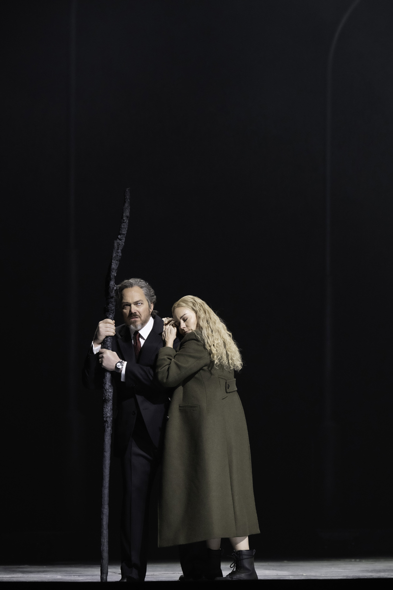 Christopher Maltman and Elisabet Strid in Die Walküre  ©2025 Monika Rittershaus