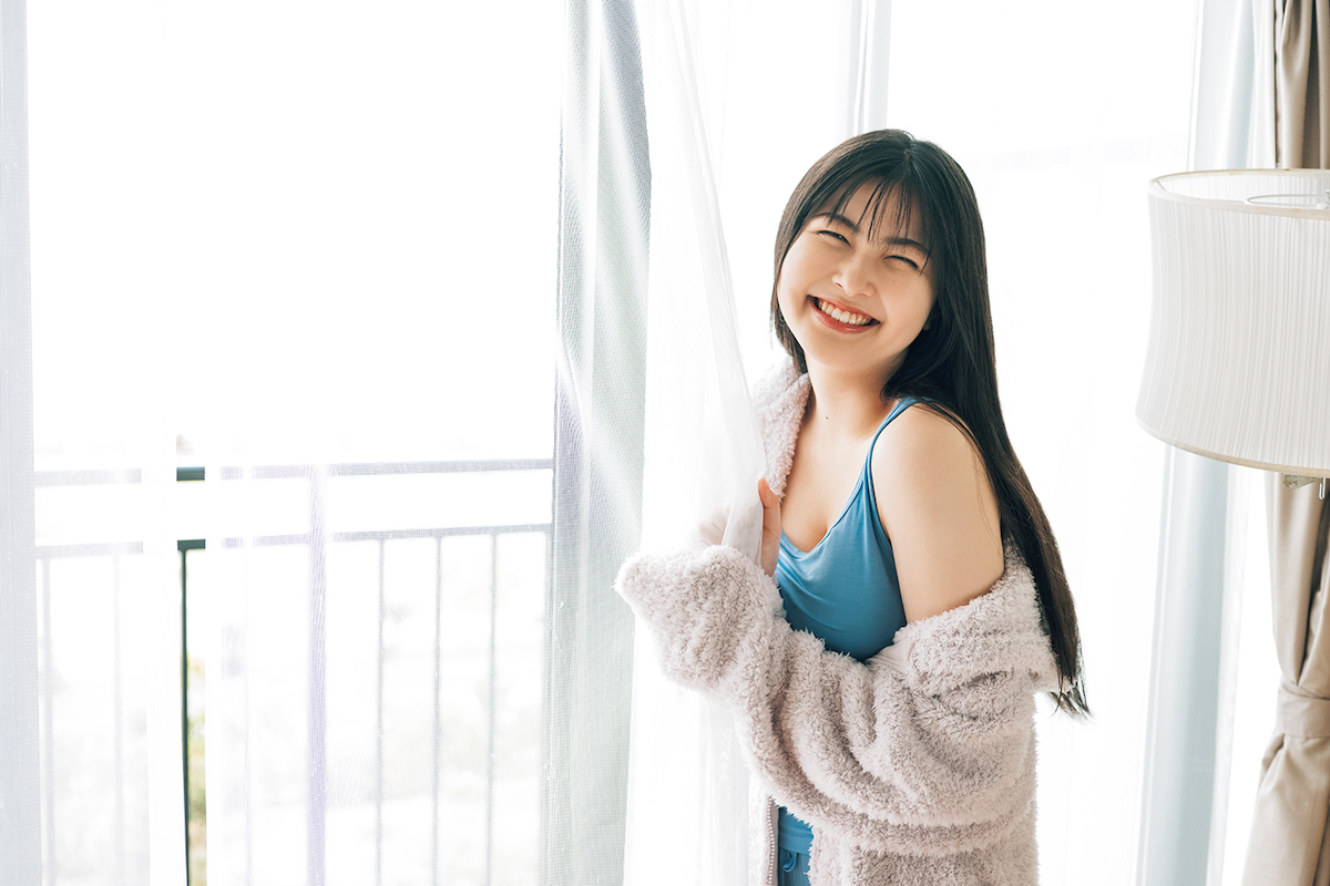 岡村美波（BEYOOOOONDS）写真集『Miimi』誌面カット