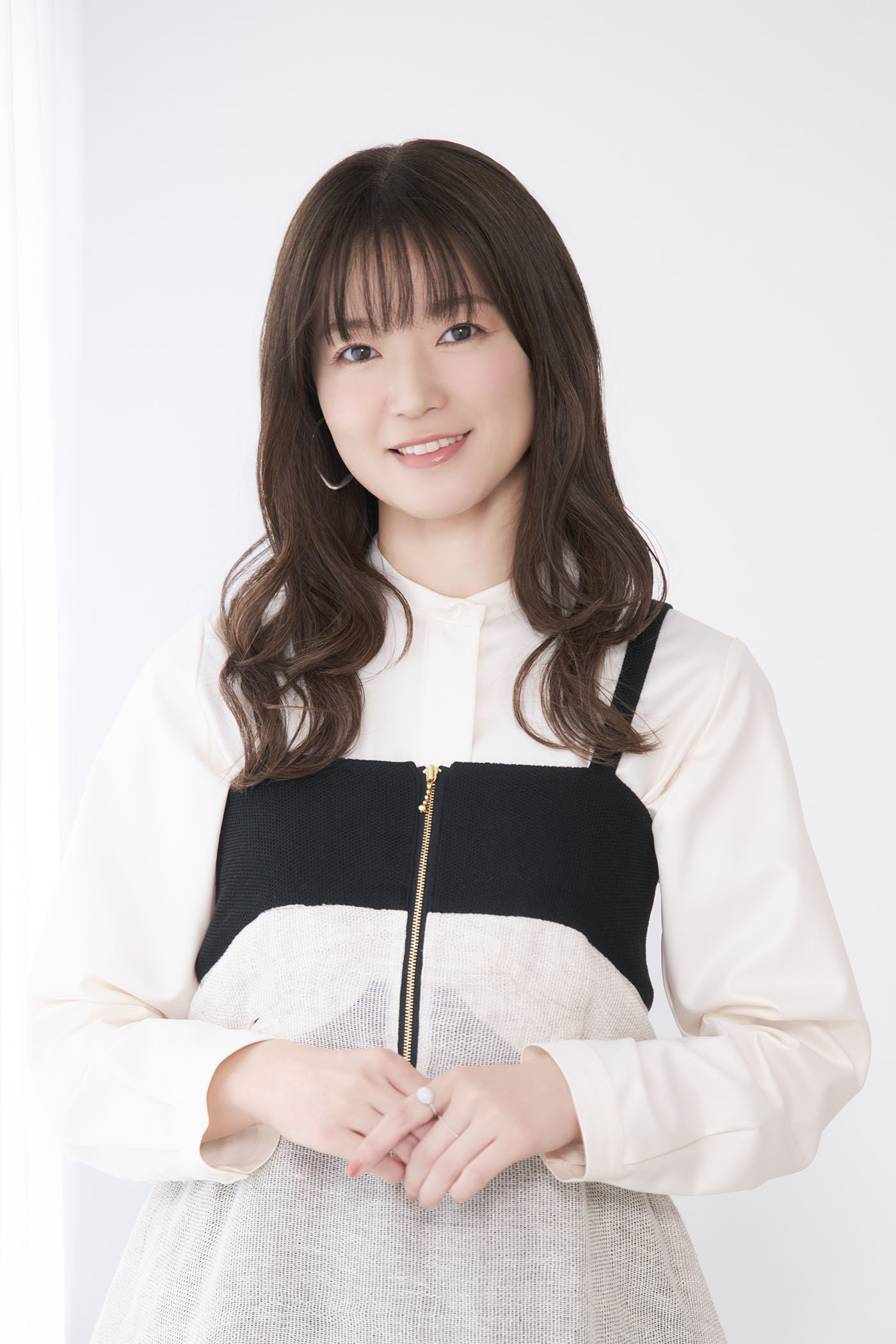遠藤 綾