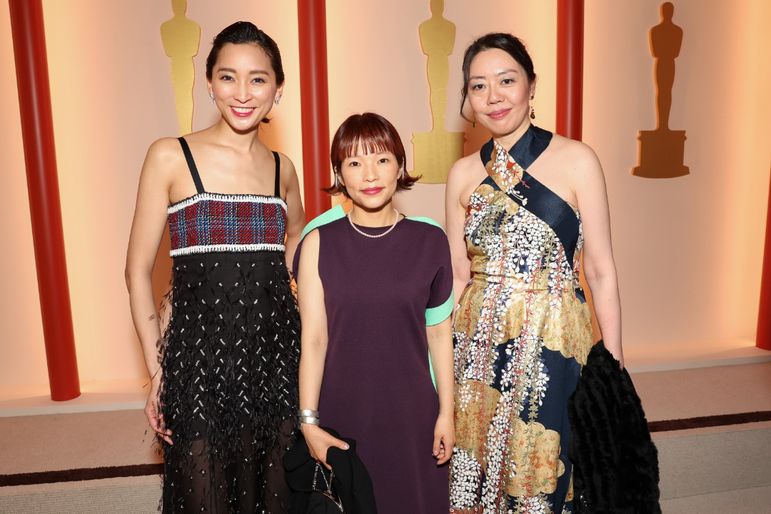 左から、杏、呉美保監督、鷲尾賀代プロデューサー　『第95回アカデミー賞授賞式』レッドカーペットより