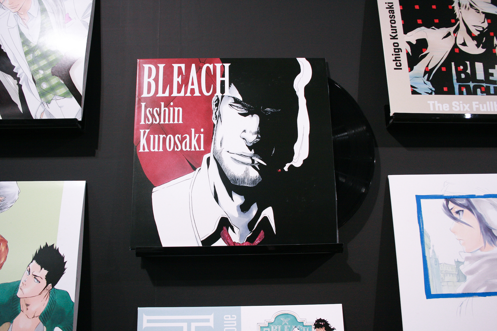 BLEACH』生誕20周年記念原画展『BLEACH EX.』大阪にて開幕、原画と共に