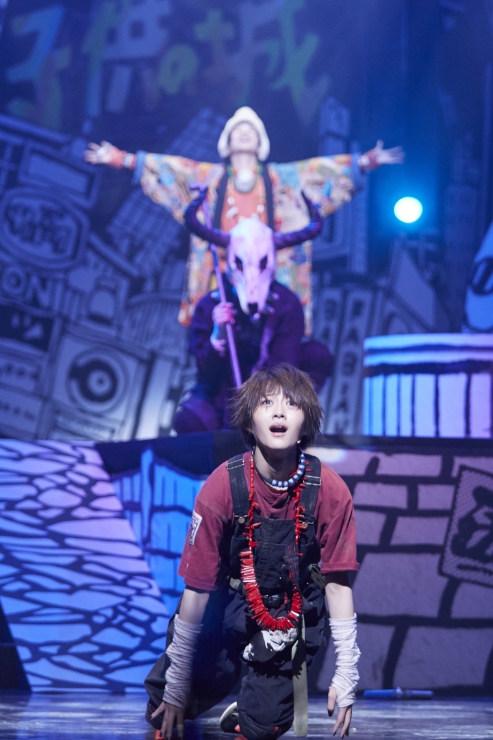 舞台『鉄コン筋クリート』ゲネプロ （C）松本大洋・小学館／2018舞台「鉄コン筋クリート」製作委員会