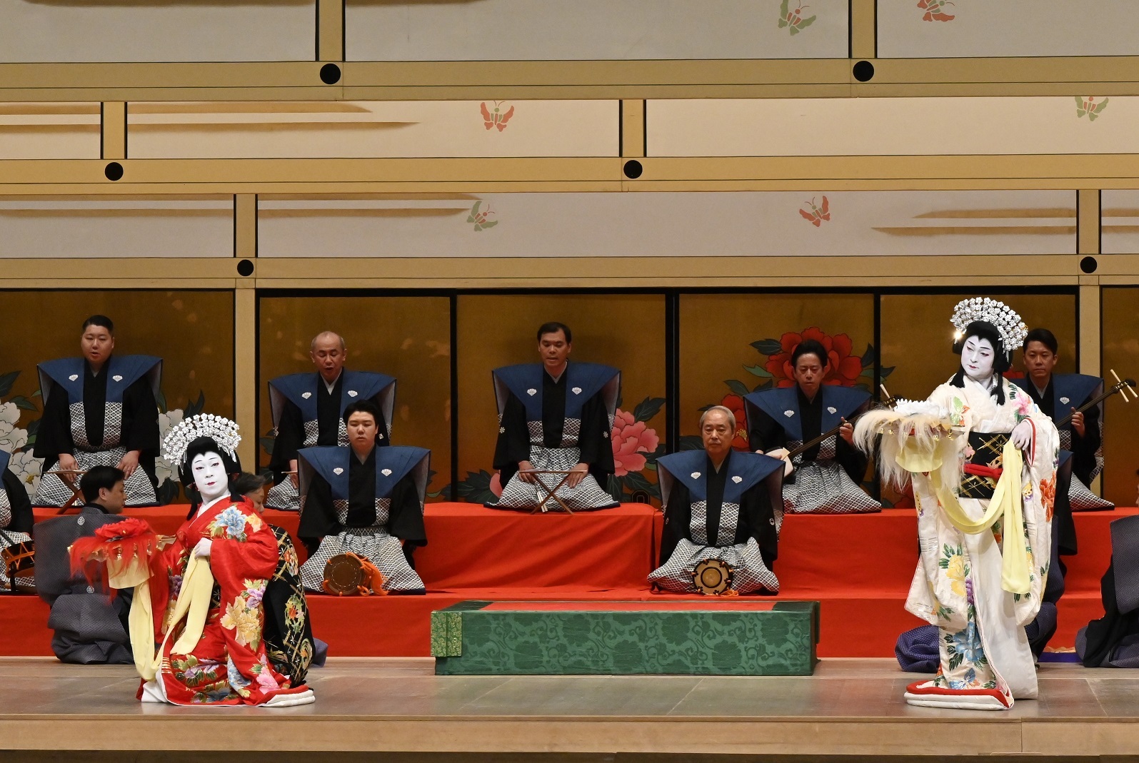 左より上村吉太朗・片岡千壽「相生獅子」