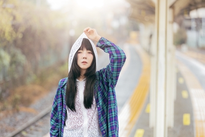 aiko、ツアーグッズのラインナップを発表　ラグマットやメダルキーホルダーなど新アイテムも登場