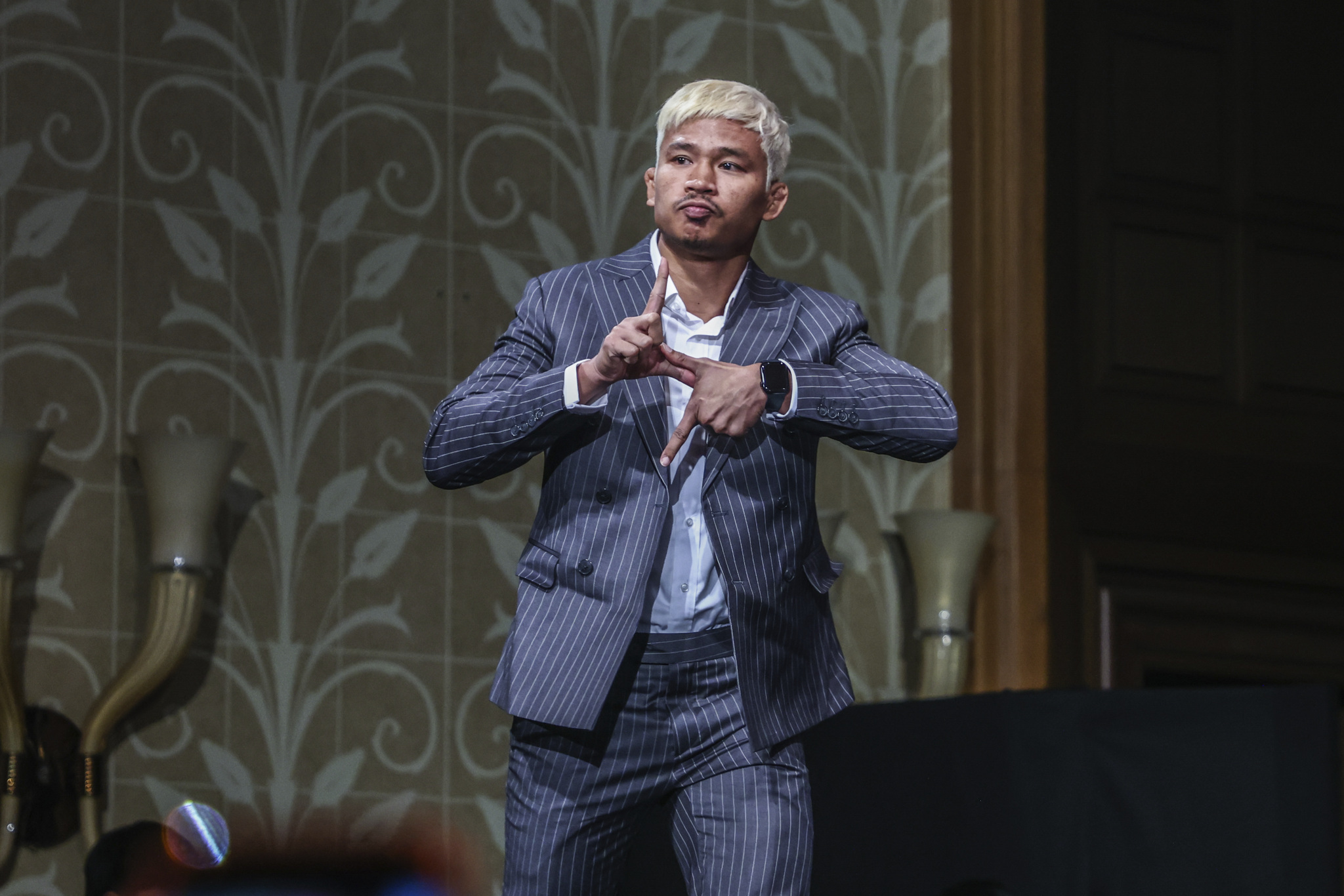 スーパーレック