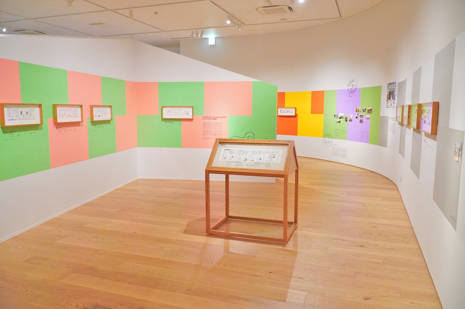 新企画展『旅するピーナッツ。』展示風景