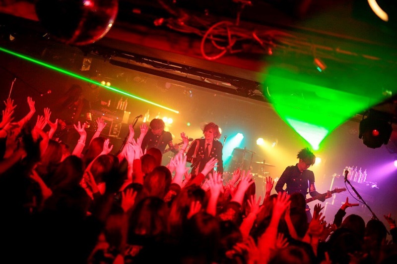 CLØWD 2017.2.5 新宿Zirco Tokyo 撮影＝西槇太一