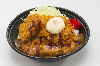 「3つ勝（カツ）カレー」（1,000円）