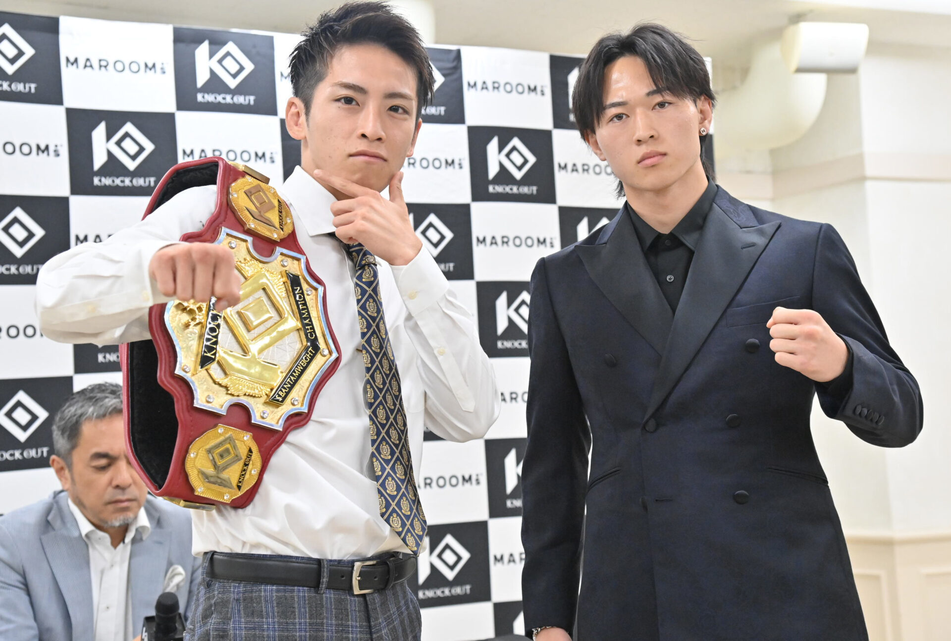壱センチャイジム（左）と古村光（右） （C）KNOCK OUT