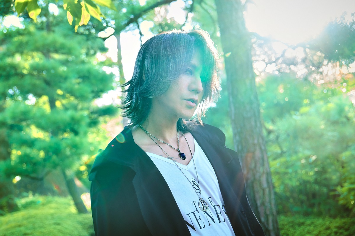 SUGIZO