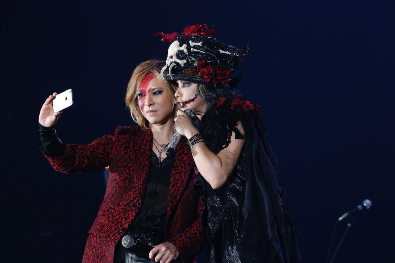 YOSHIKI、HYDE