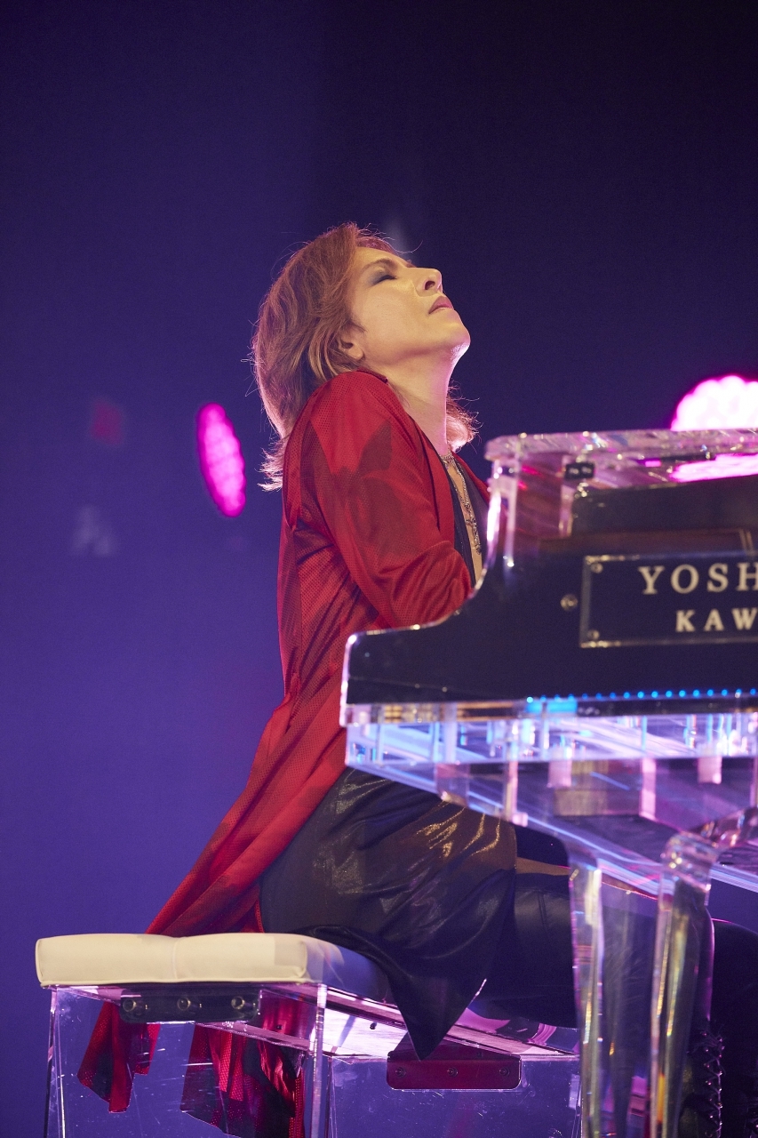 YOSHIKI