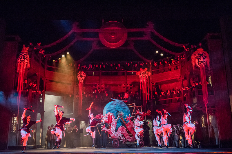 Production photo of Turandot, The Royal Opera