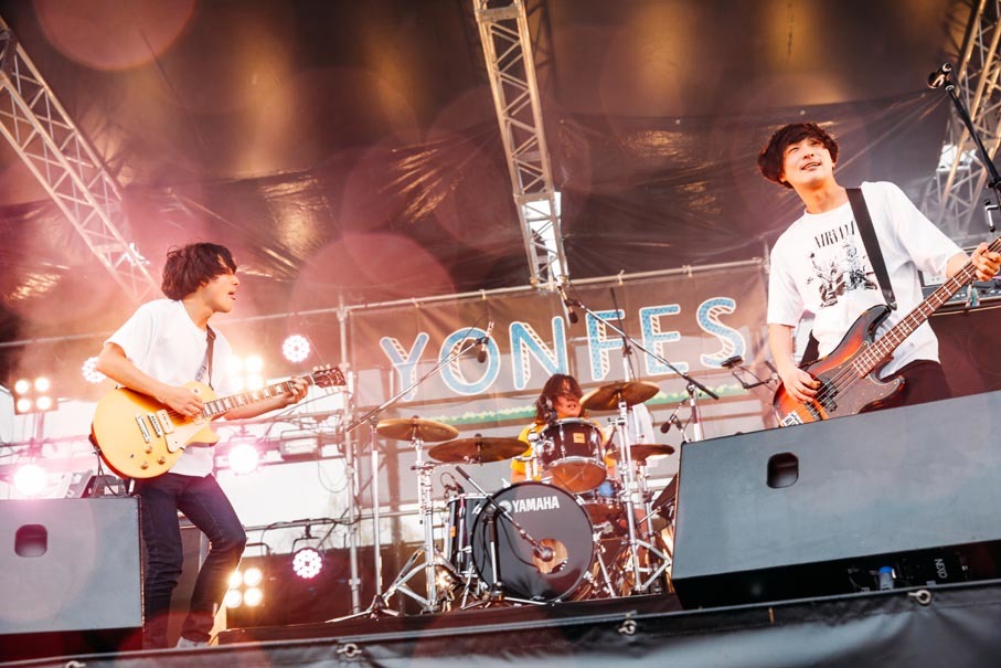 EVERLONG 撮影＝上山陽介