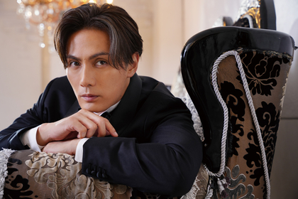 加藤和樹、41歳の誕生日に全カット撮りおろしの「加藤和樹2026年カレンダー」を2種発売