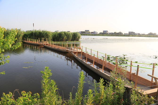 《潟の浮橋》 ドットアーキテクツ(家成俊勝＋赤代武志＋土井亘)