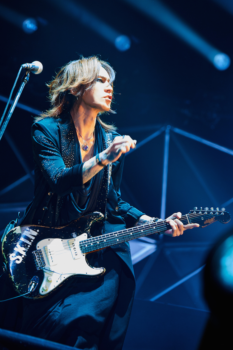 LUNA SEA・SUGIZO