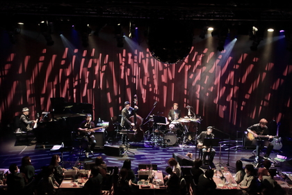 鏑木・T・虎徹の背中にはジャズがよく似合う『The JAZZ of TIGER & BUNNY 2023 at Billboard Live』横浜夜公演レポート