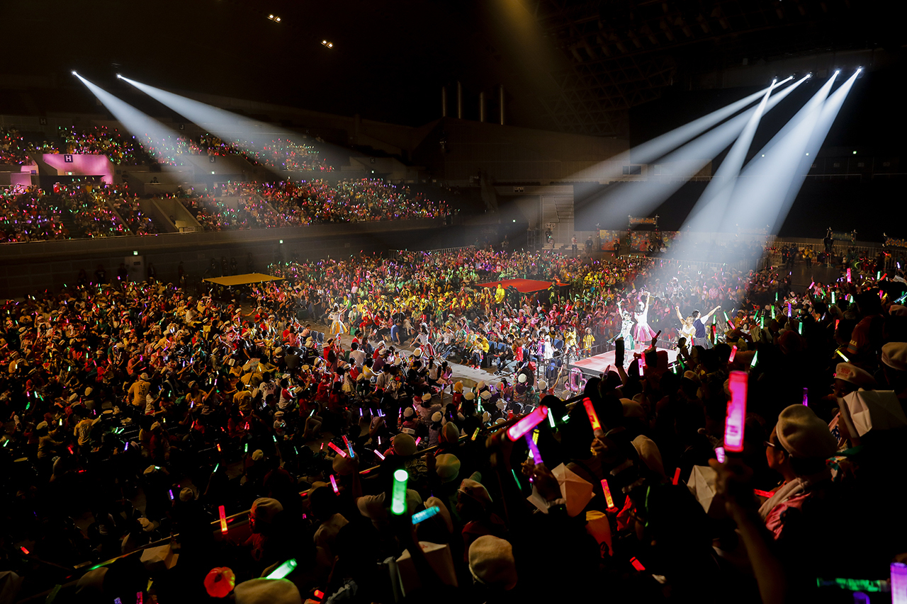 photo by HAJIME KAMIIISAKA