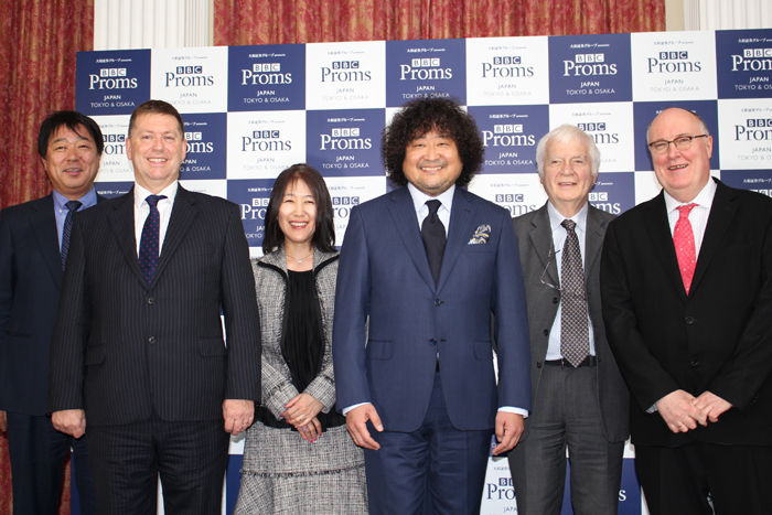 左より、東出隆幸、ポール・マデン、竹内由紀子、葉加瀬太郎、ジャスパー・パロット、アラン・デイヴィー