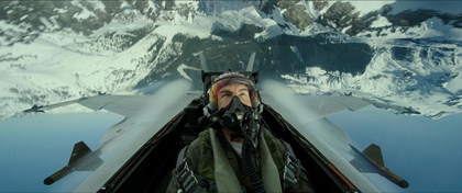 トム・クルーズ、35番目の名誉海軍飛行士の称号を授与されていた　『トップガン マーヴェリック』メイキング映像を公開