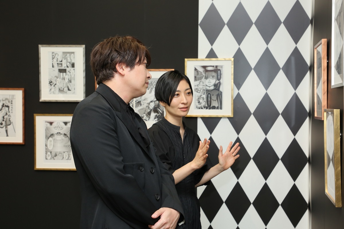 小野大輔 坂本真綾のインタビュー到着 黒執事展 Rich Black 松屋銀座にて開催 音声ガイドは アニメにはない二人の丁々発止のやり取り がポイント Spice エンタメ特化型情報メディア スパイス