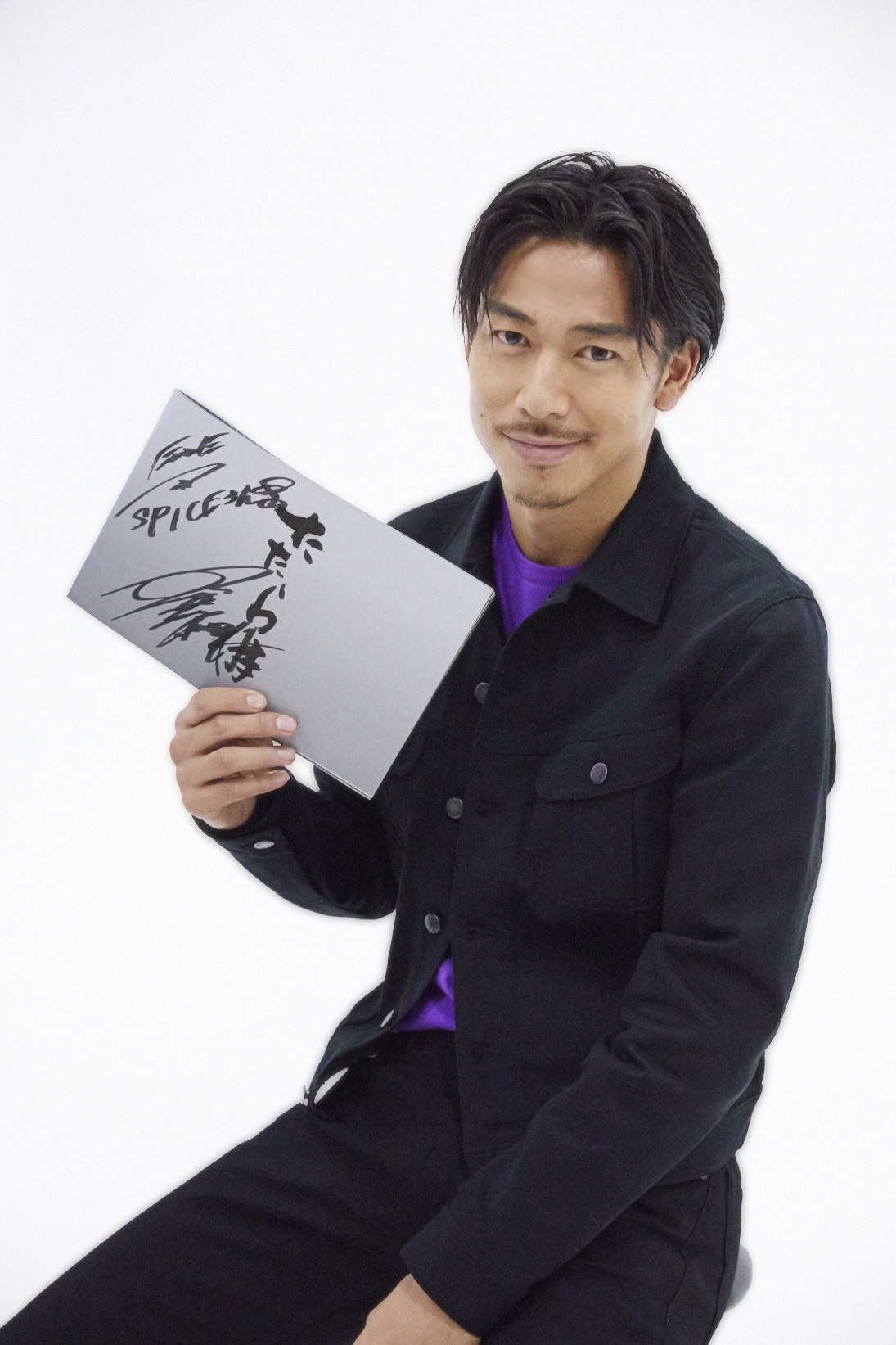 AKIRA 撮影＝岩間辰徳