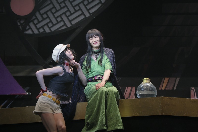 歌集 真珠貝 装丁・石井鶴三(中原綾子) / 斜陽館 / 古本、中古本