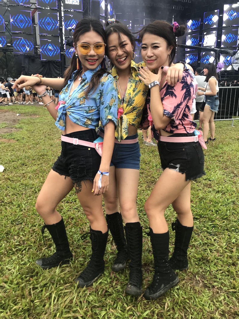 ULTRA SINGAPORE　FASHION SNAPS