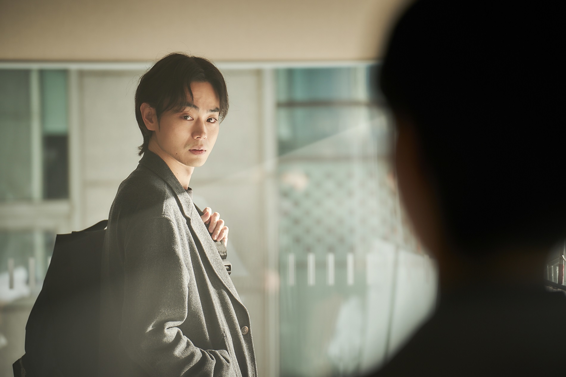 菅田将暉　Netflixシリーズ『寄生獣 －ザ・グレイ－』独占配信中