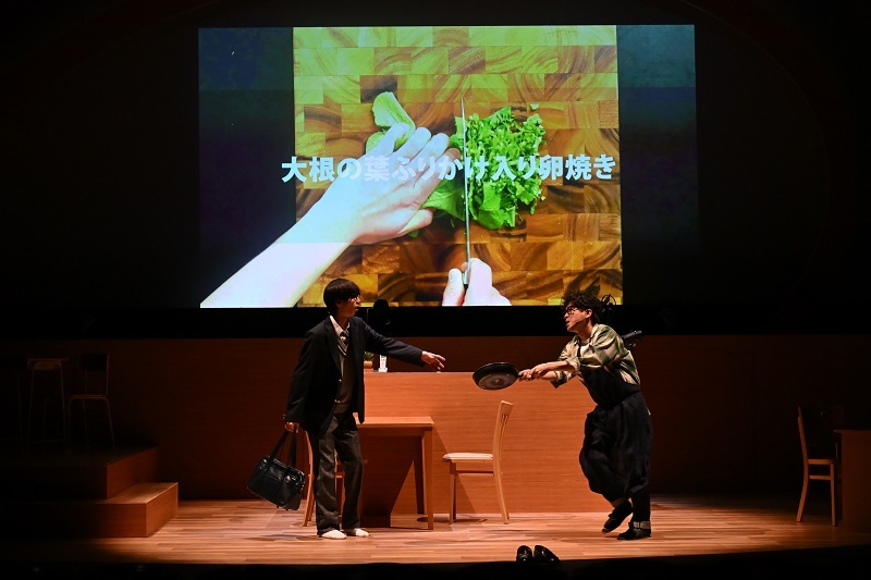（左から）田村海琉、山崎樹範                　      (C)AOI Pro.／サンライズプロモーション東京