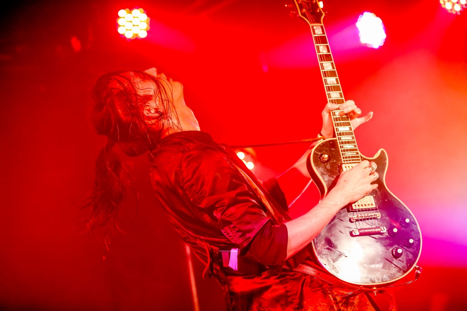 THE ORAL CIGARETTES 撮影＝Viola Kam (V’z Twinkle)