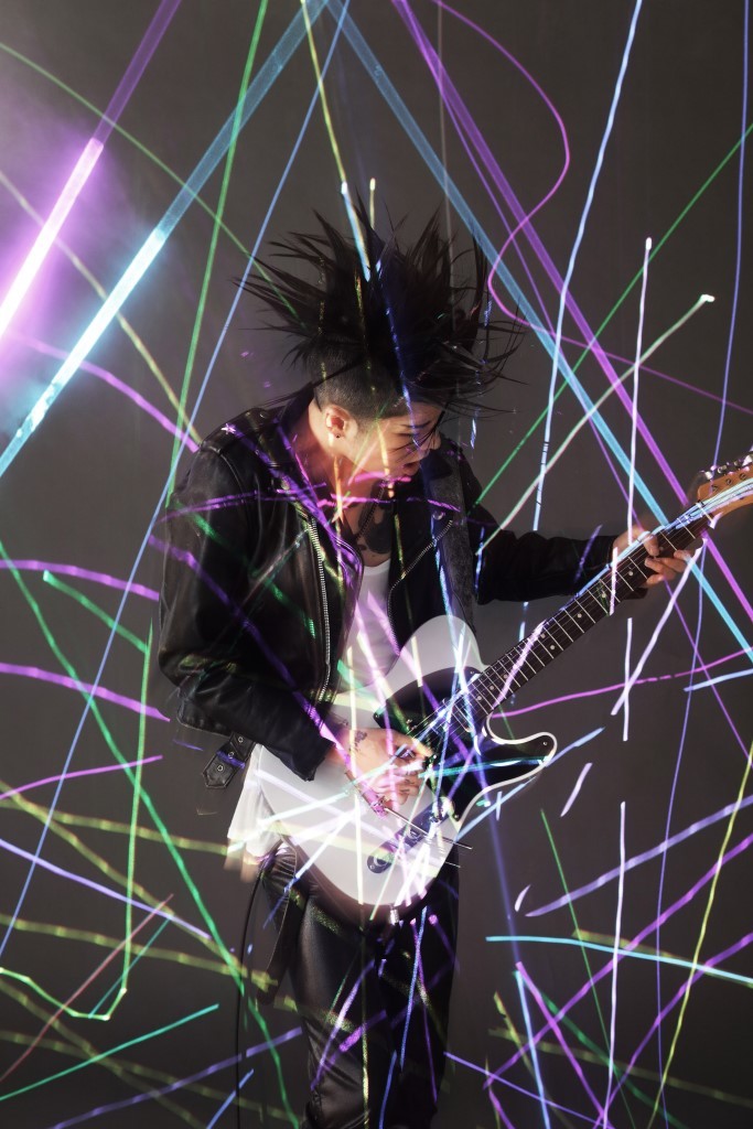 MIYAVI PHOTO BY MASAYOSHI SUKITA