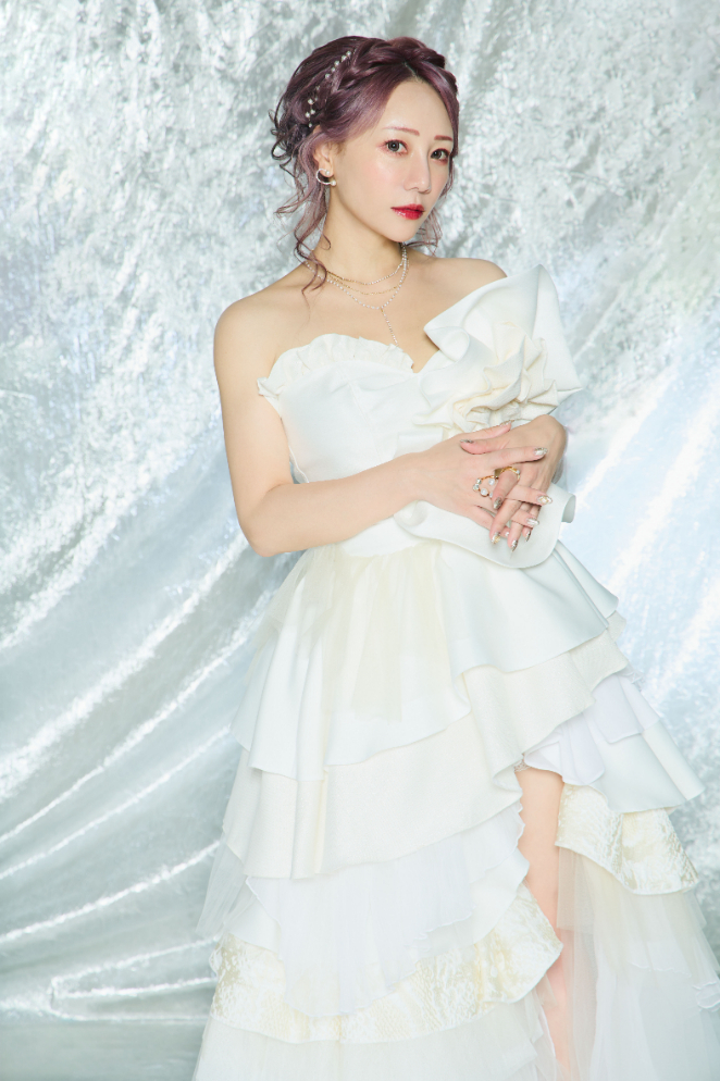 Asami（LOVEBITES）