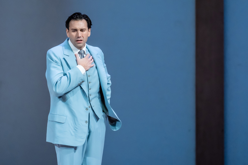 Joshua Guerrero (Pinkerton) Madama Butterfly  ©2024 ROH ph. by Marc Brenner 2935