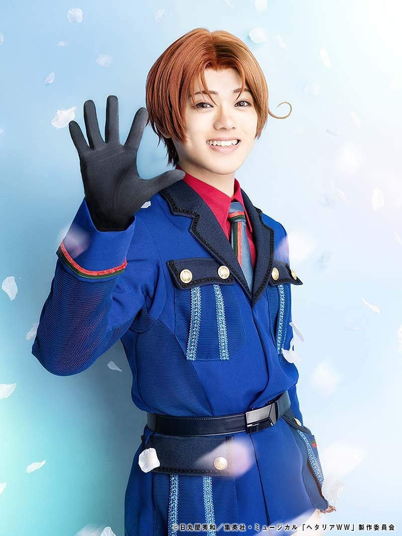 イタリア役　長江崚行 　（C)日丸屋秀和／集英社・ミュージカル「ヘタリアWW」製作委員会