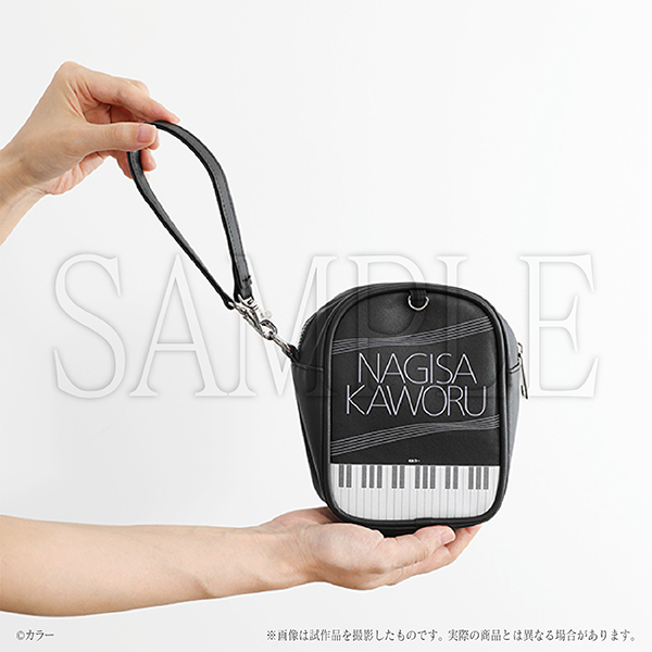 ぬいぐるみポーチ 2,750円（税込）発売元：ムービック （C）カラー（C）カラー／Project Eva.