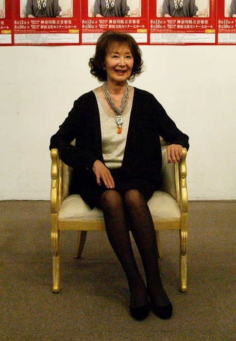 岸惠子