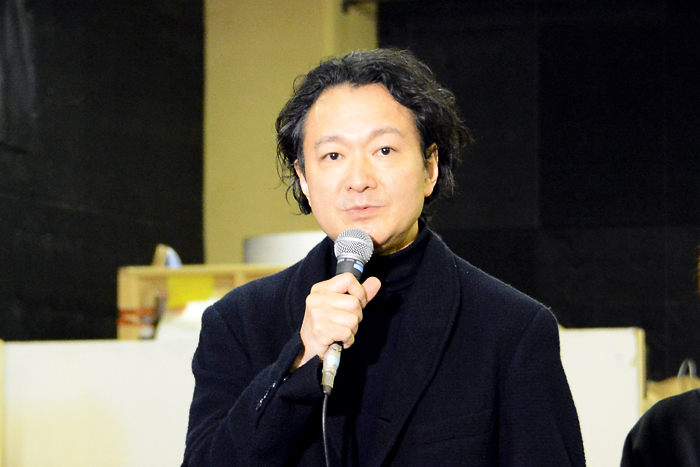 白井晃
