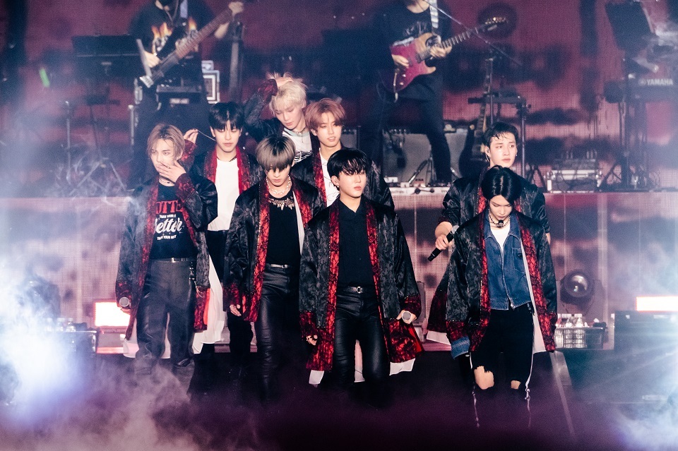 Stray Kids