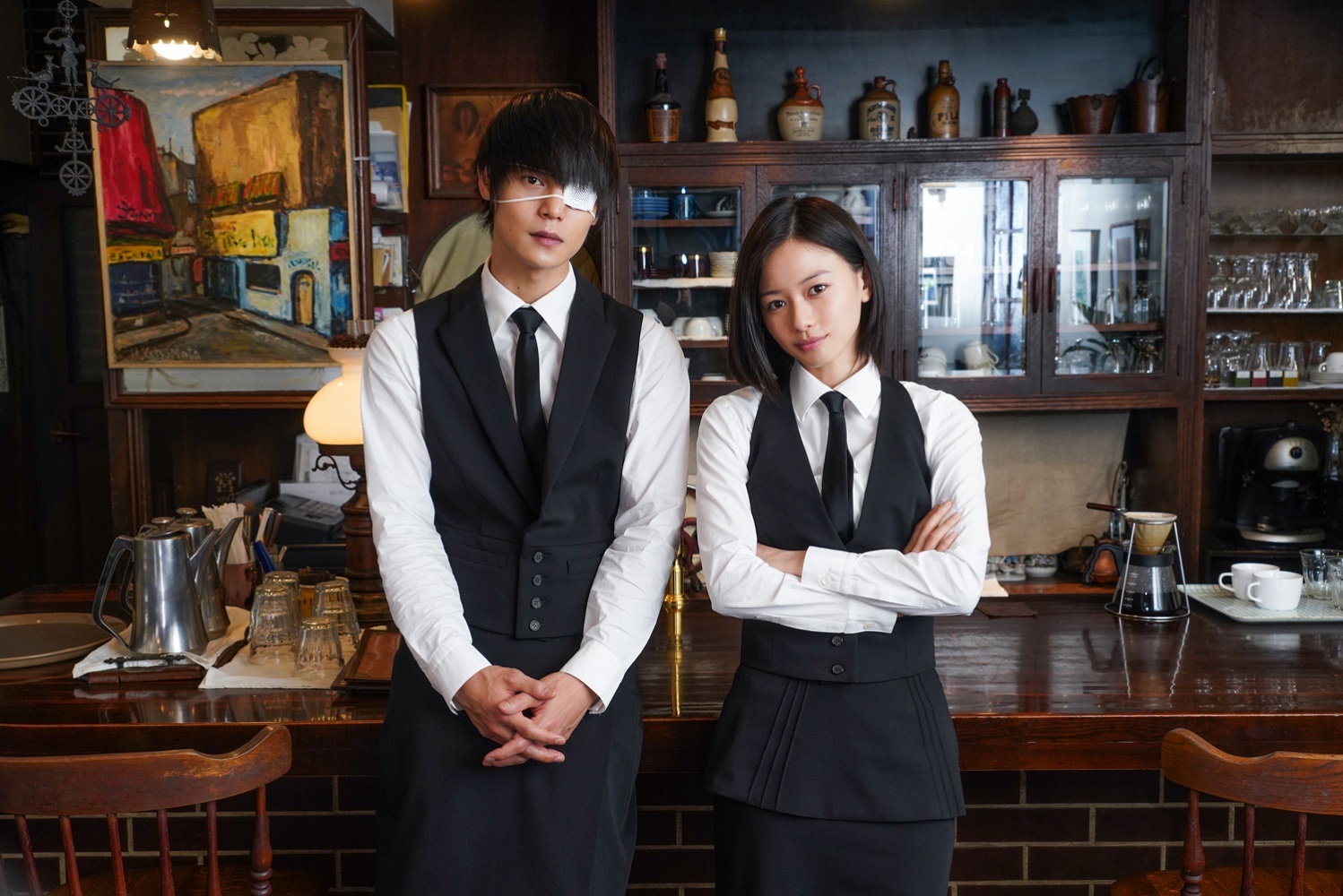 実写映画 東京喰種2 カネキ 窪田正孝 とトーカ 山本舞香 が黒服ベスト姿で2ショット 公開日も明らかに Spice エンタメ特化型情報メディア スパイス