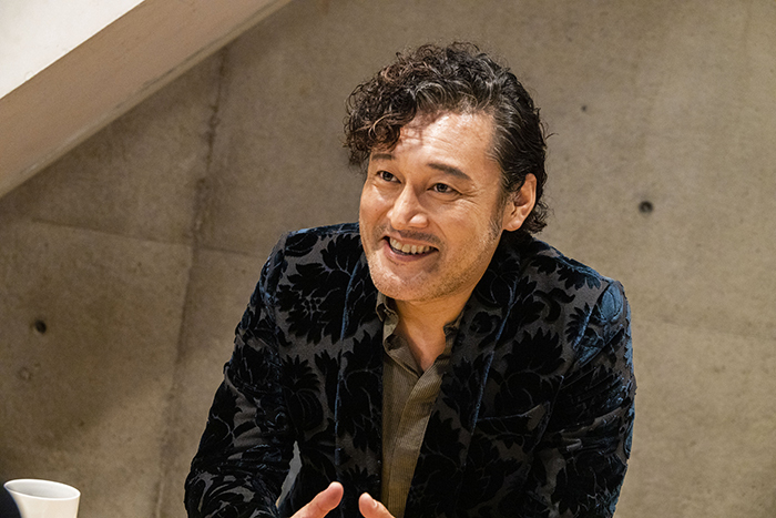 横田栄司