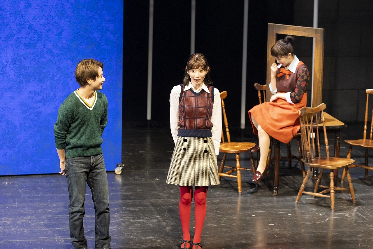 『愛するとき 死するとき』2部「ある古い映画／グループ」（左から）前田旺志郎、岡本夏美、山﨑薫 　撮影：牧野智晃
