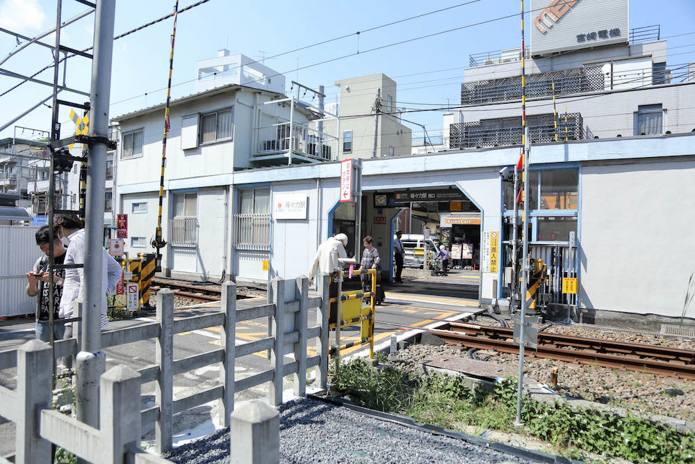 東急大井町線・等々力駅　全国推定200万人の“小さめ駅マニア”歓喜の佇まい