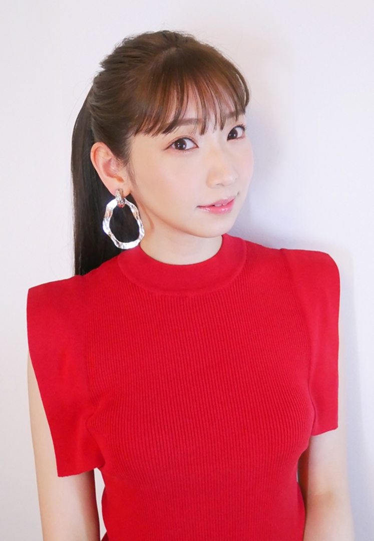 井上麻里奈