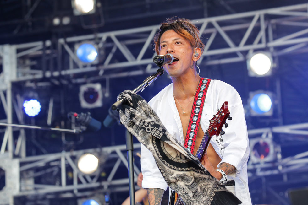 Kj（Vo/Gt） 撮影＝田浦ボン