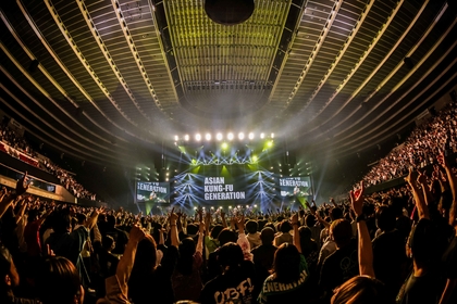 アジカン、10-FEET、Perfume、羊文学が大阪城ホールに登場『MASSIVE BEATS OSAKA』特別番組の放送が決定、オフィシャルレポート到着
